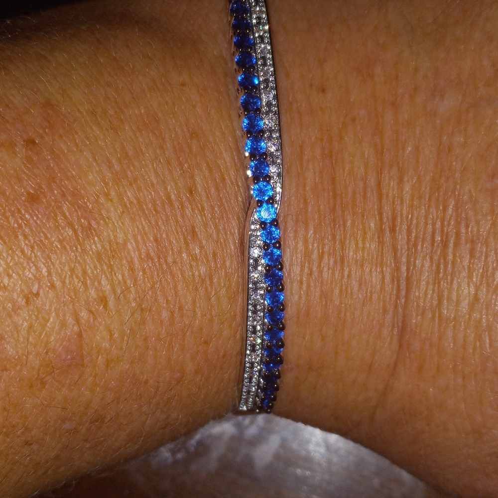 Gorgeous Bracelet 😍 - Picture 9 of 9